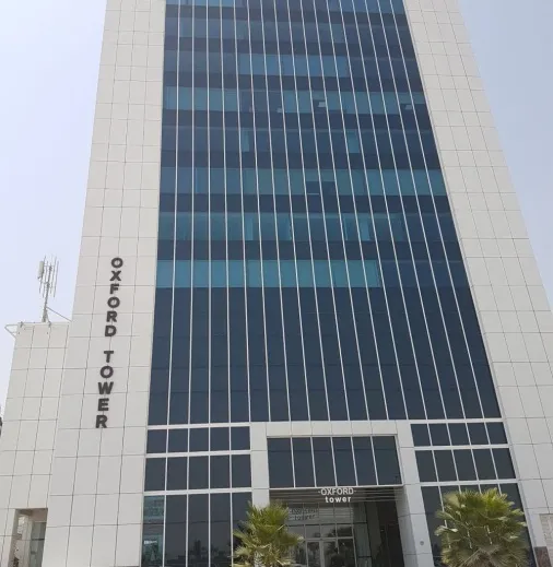 Коммерческая Oxford Tower фото 2