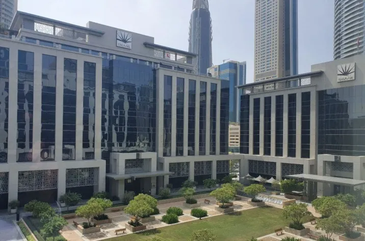 Коммерческая Emaar Square фото 3