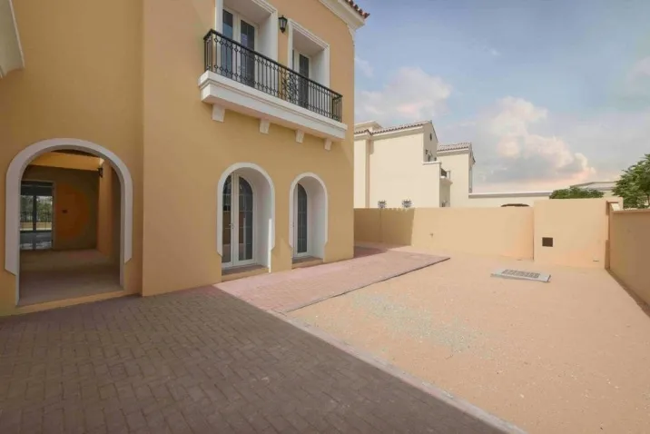 Таунхаусы Arabian Ranches – La Avenida фото 4