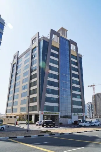 Коммерческая Suntech Tower фото 3