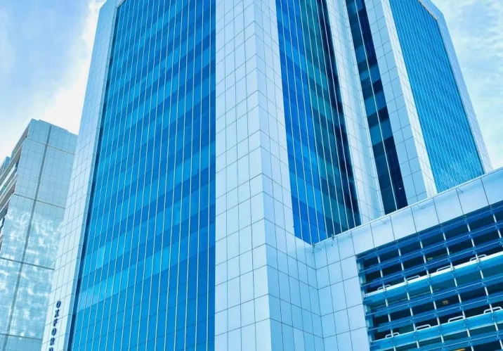 Коммерческая Oxford Tower фото 1