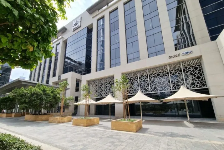 Коммерческая Emaar Square фото 2